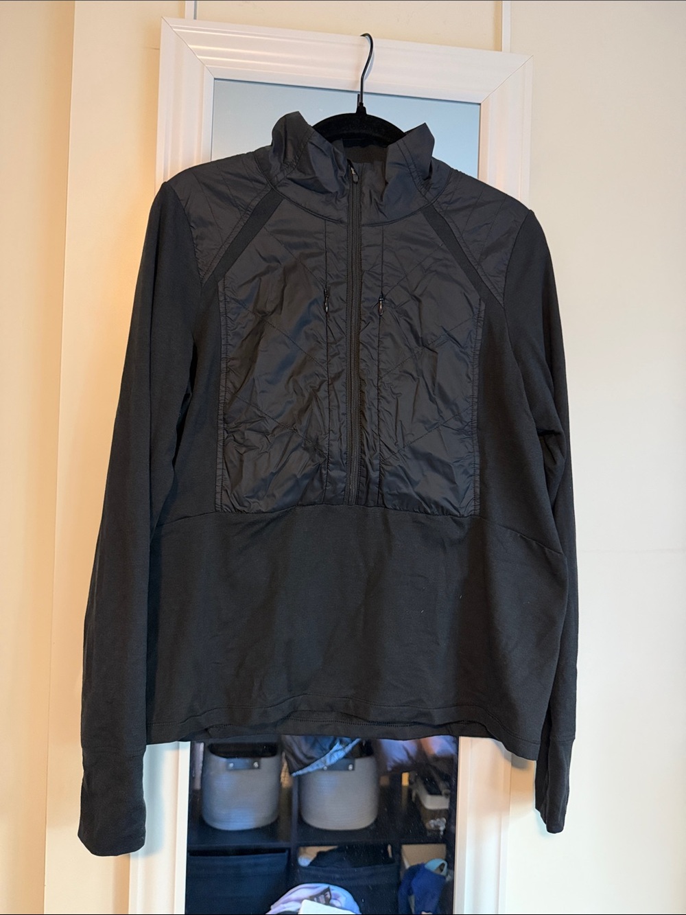 oiselle Black Women’s Insulated Zip-Up Pullover Sweater